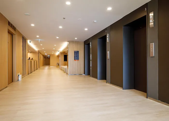 Hotel Nishitetsu Croom Silom
